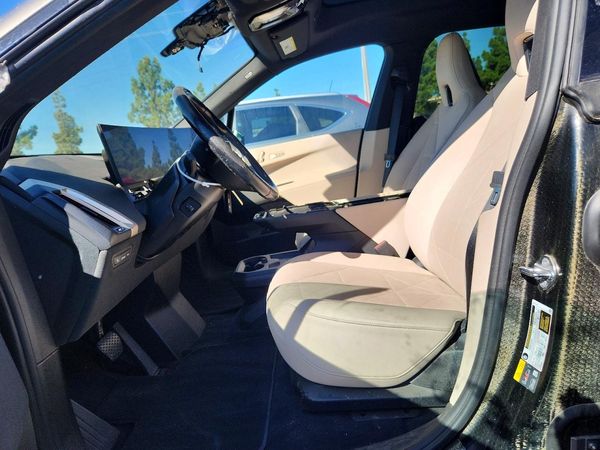 2024 BMW ALL OTHER xDrive50 — DENT