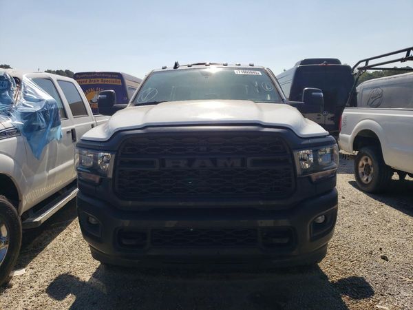 2023 RAM 3500