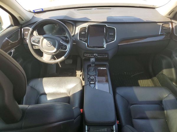 2016 VOLVO XC90 SV42 Momentum — CKPT