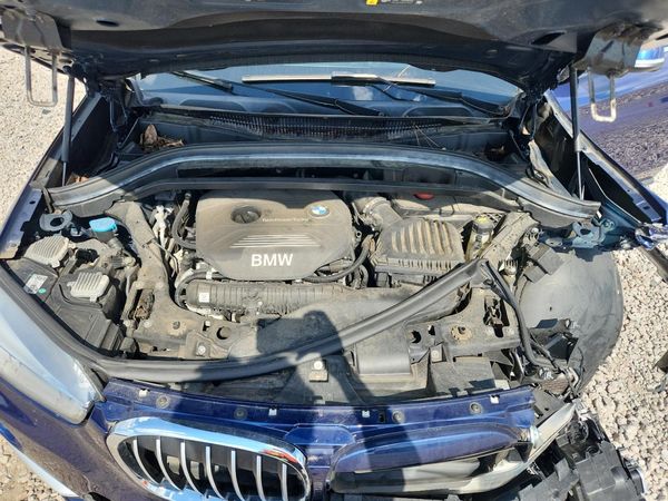2017 BMW X1 xDrive28i — Engine bay