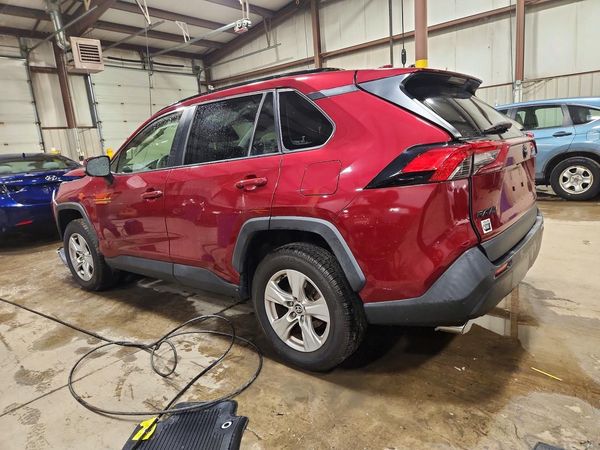 2020 TOYOTA RAV4 XLE — DSRA