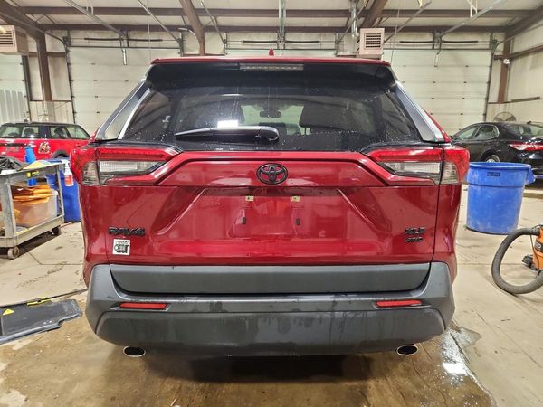 2020 TOYOTA RAV4 XLE — DIRR