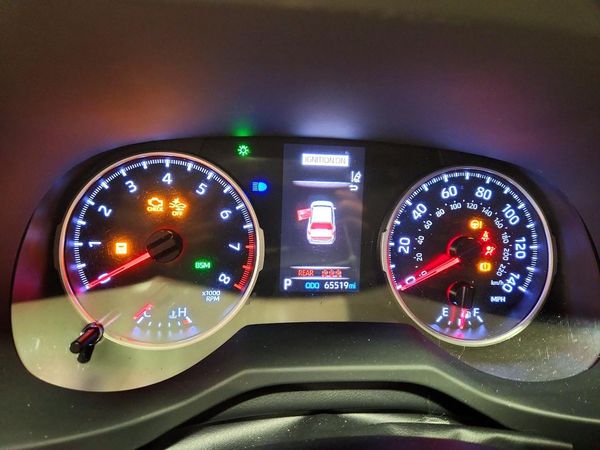 2020 TOYOTA RAV4 XLE — ODOM