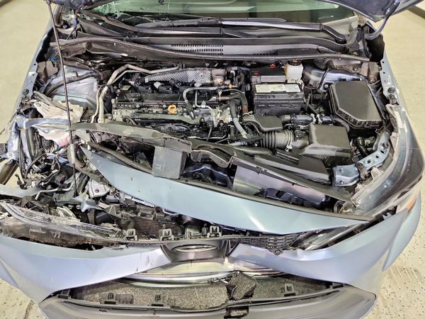 2025 TOYOTA COROLLA LE — Engine bay