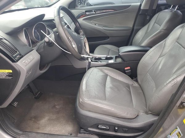 2013 HYUNDAI SONATA — DENT