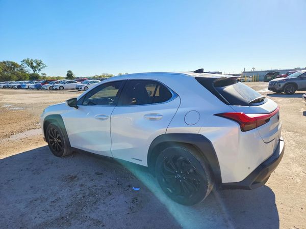 2020 LEXUS UX 250h Premium — DSRA