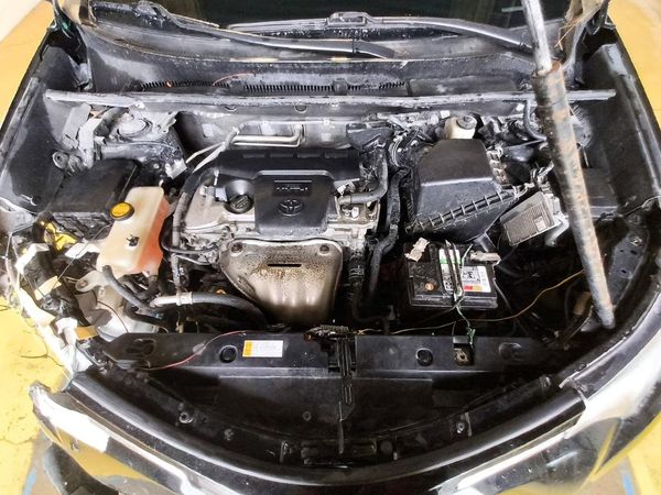 2018 TOYOTA RAV4 Adventure/XLE — Engine bay