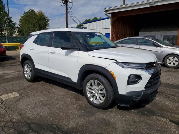 2021 CHEVROLET TRAILBLAZE LS — Passenger 3/4