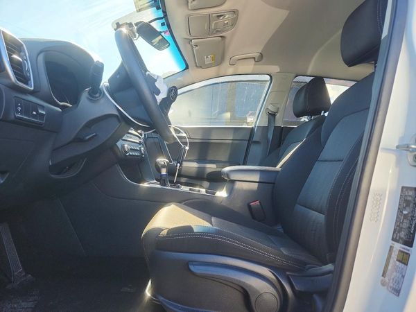 2020 KIA SPORTAGE LX — DENT