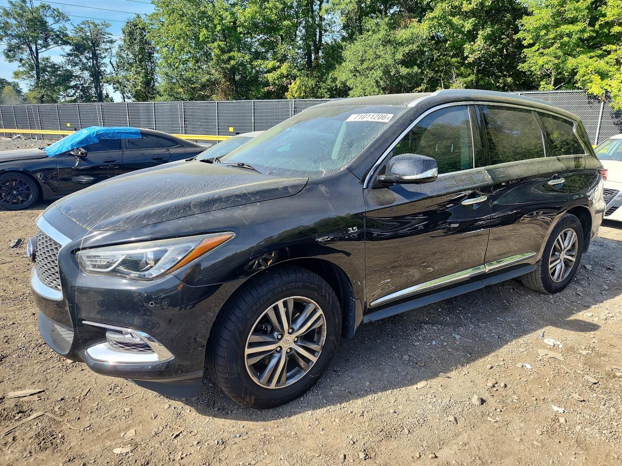 2019 INFINITI QX60 — Front 3/4