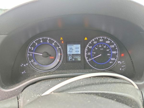 2015 INFINITI Q40 — ODOM