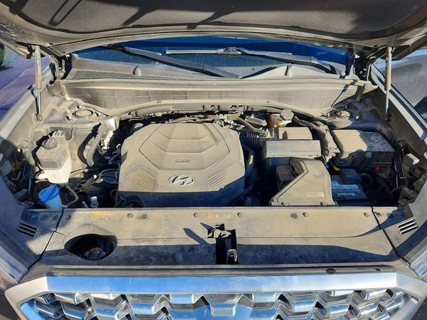 2020 HYUNDAI PALISADE SEL w/ Premium Pkg — Engine bay