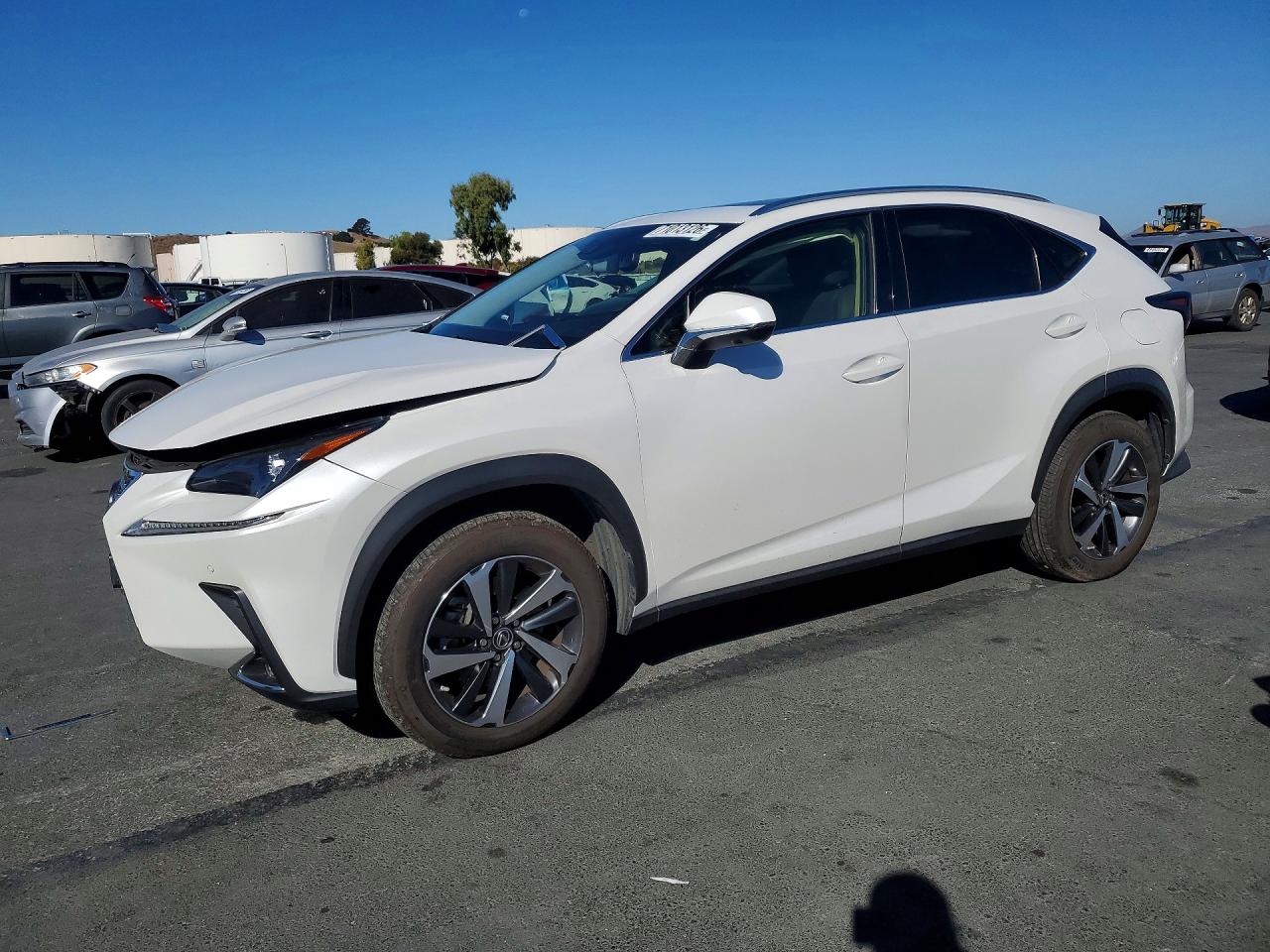 2021 LEXUS NX 300 300 Premium — Front 3/4