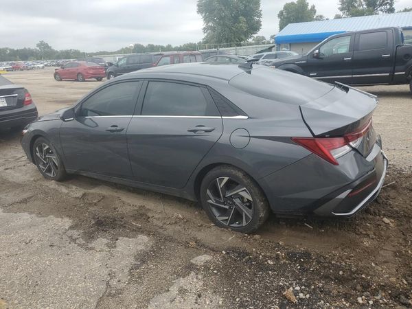 2024 HYUNDAI ELANTRA SEL w/ Convenience Pkg