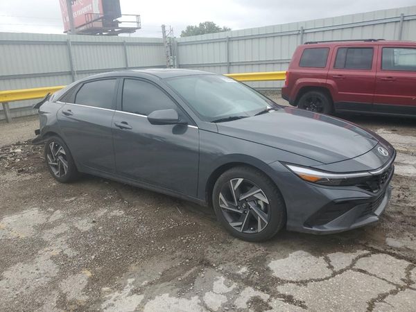2024 HYUNDAI ELANTRA SEL w/ Convenience Pkg