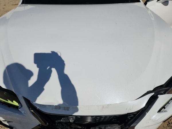 2019 LEXUS ES 350 — Engine bay