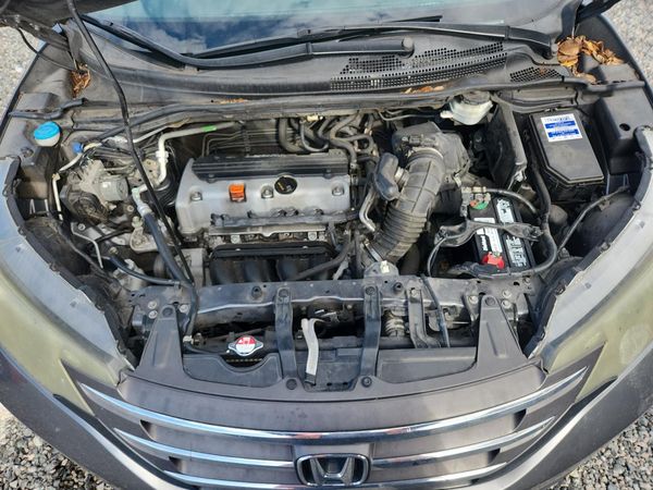 2014 HONDA CRV LX — Engine bay
