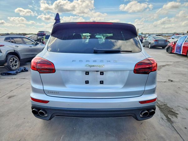2017 PORSCHE CAYENNE E-Hybrid — DIRR