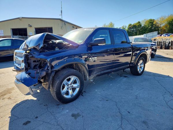 2019 RAM 1500 CLASSIC — DSFA — Front 3/4
