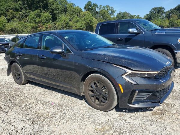 2026 KIA K5 LXS — Passenger 3/4