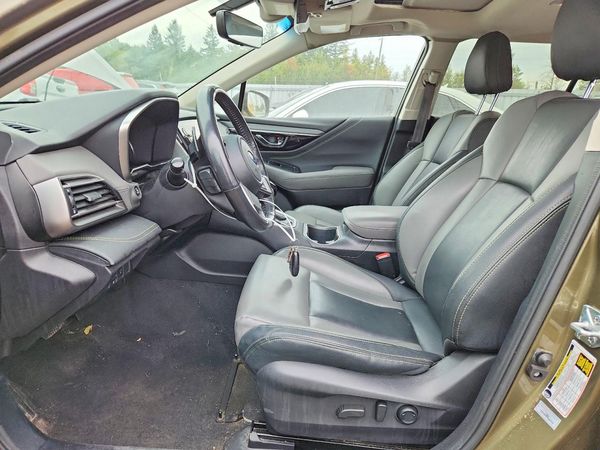 2021 SUBARU OUTBACK — DENT