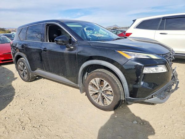 2021 NISSAN ROGUE SV — Passenger 3/4