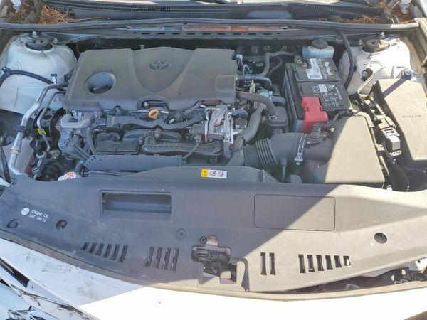 2019 TOYOTA CAMRY L/LE/SE/XLE — Engine bay