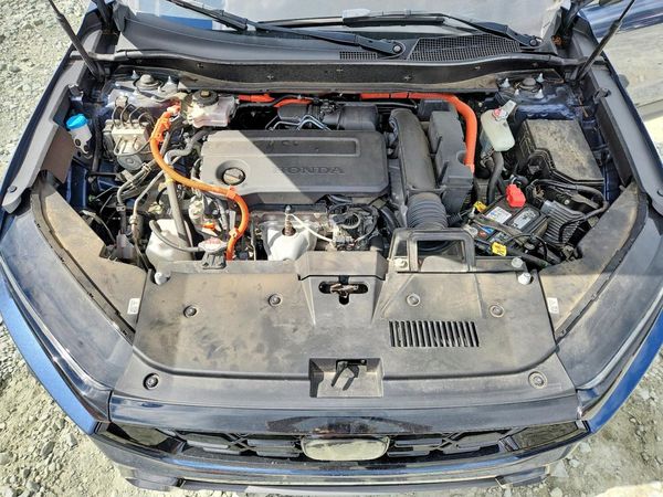 2024 HONDA CRV Sport — Engine bay