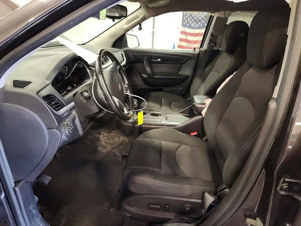 2015 CHEVROLET TRAVERSE 1LT — DENT