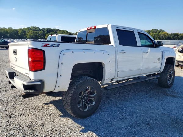 2018 CHEVROLET SILVERADO LT — PSRA