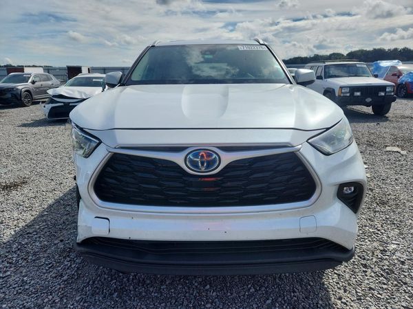 2022 TOYOTA HIGHLANDER XLE — DIRF