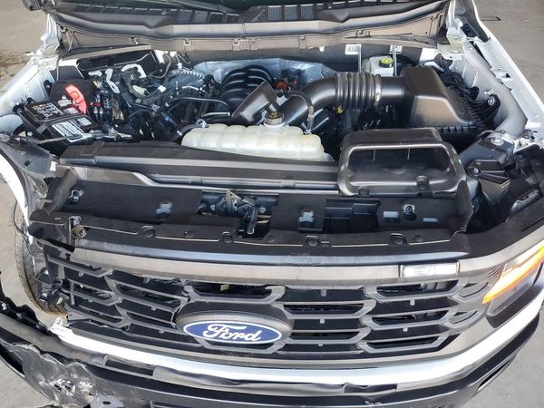 2025 FORD F150 XL — Engine bay