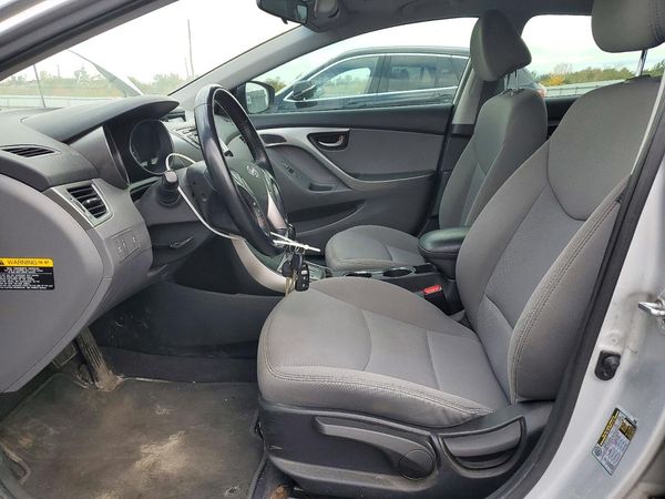 2013 HYUNDAI ELANTRA — DENT