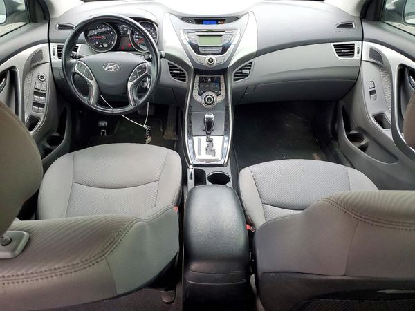 2013 HYUNDAI ELANTRA — CKPT