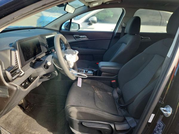 2025 KIA SPORTAGE LX — DENT