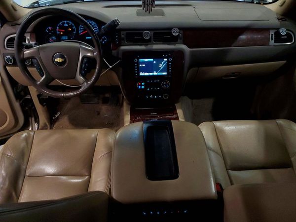 2013 CHEVROLET SUBURBAN LTZ — CKPT
