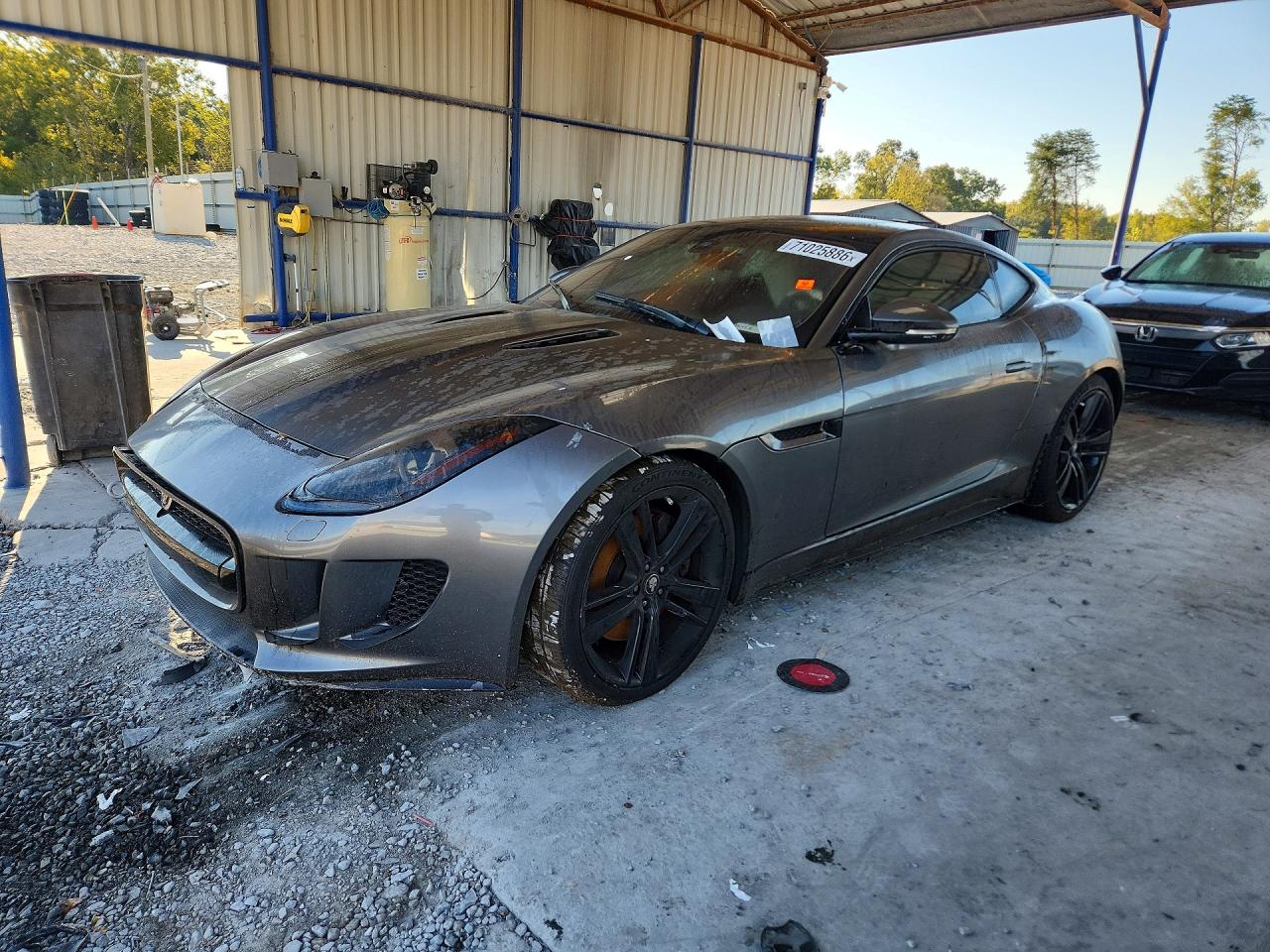 2017 JAGUAR F-TYPE — Front 3/4