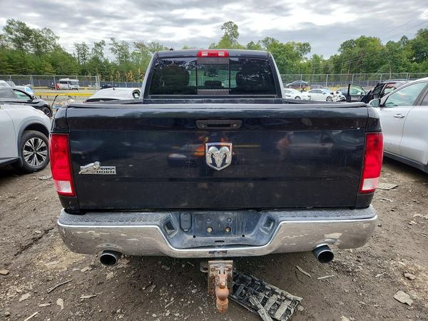 2015 RAM 1500 SLT — DIRR