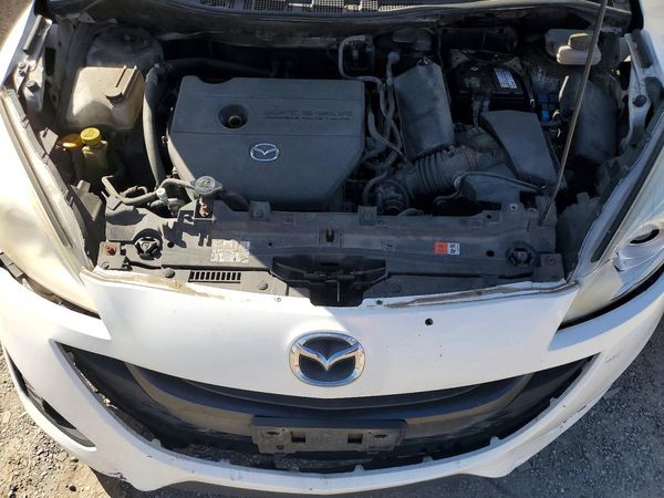 2012 MAZDA 5 Grand Touring/GT — Engine bay