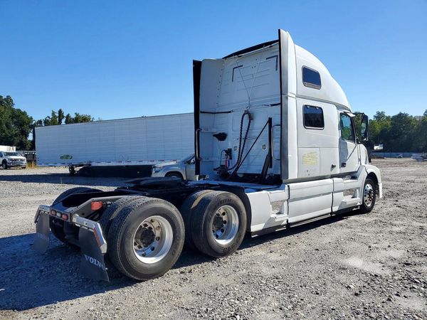 2016 VOLVO VN — PSRA