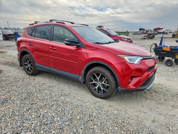 2016 TOYOTA RAV4 SE (S Grade) — Passenger 3/4