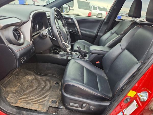 2016 TOYOTA RAV4 SE (S Grade) — DENT