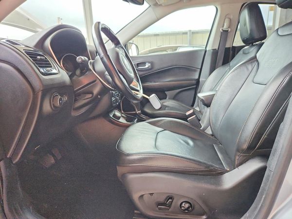 2021 JEEP COMPASS Limited — DENT