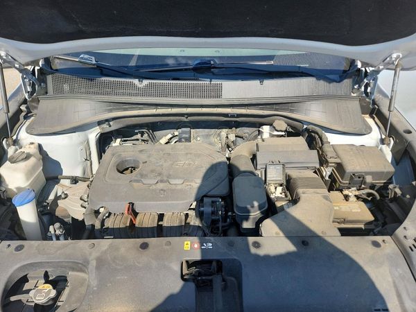 2020 KIA SORENTO L, LX, S — Engine bay