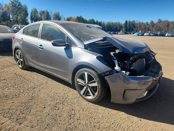 2017 KIA FORTE EX — Passenger 3/4