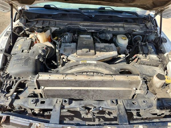 2018 RAM 2500 ST — Engine bay