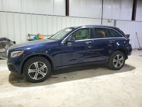 2019 MERCEDES-BENZ GLC GLC 300-4M — Front 3/4
