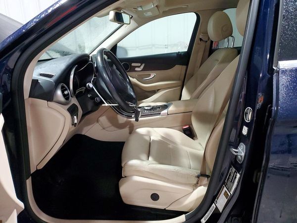 2019 MERCEDES-BENZ GLC GLC 300-4M — DENT