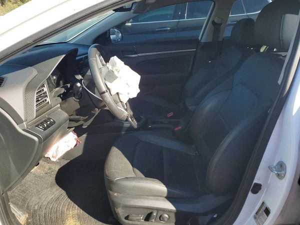 2020 HYUNDAI ELANTRA — DENT