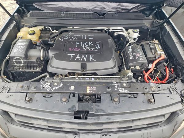 2016 CHEVROLET COLORADO LT — Engine bay
